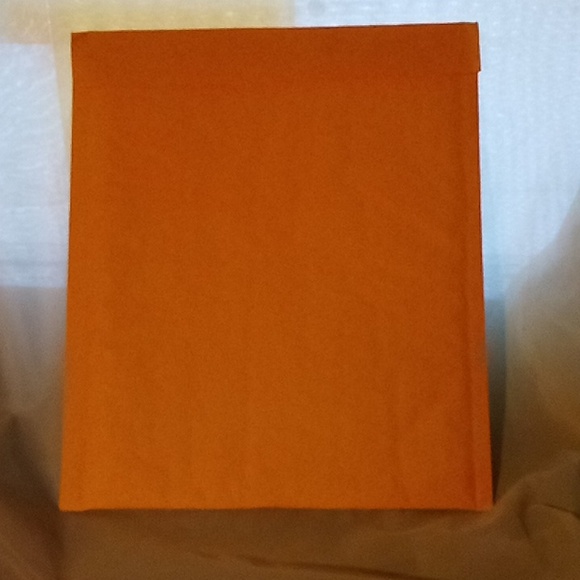 15 x BUBBLE MAILERS SIZE 11" X 9.5" - Picture 3 of 3
